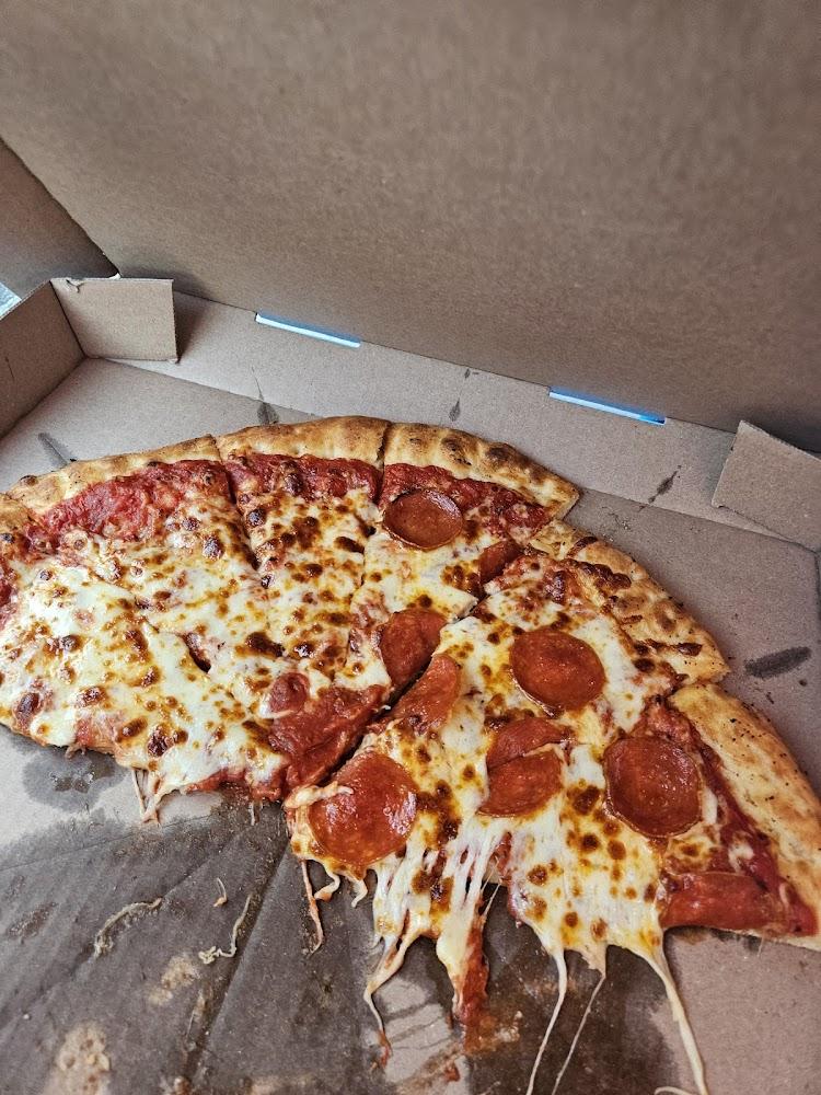 Antoon's Pizza