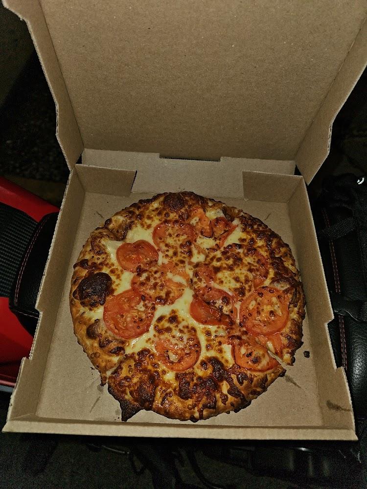 Antoon's Pizza